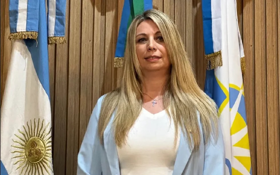 Carina Alejandra Acro